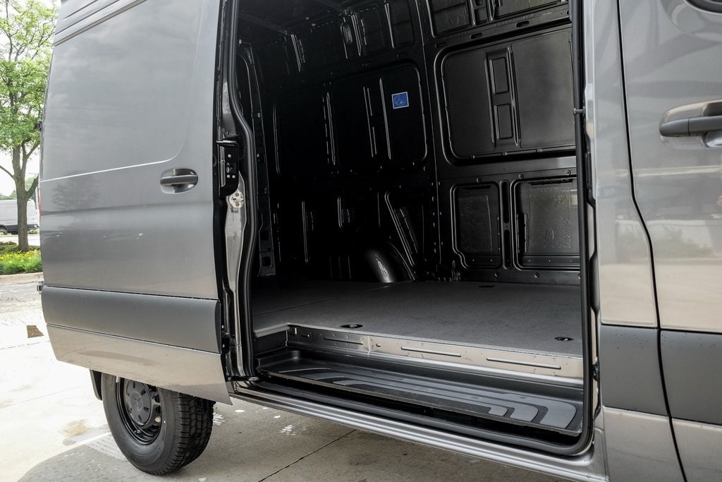 2025 MERCEDES-BENZ SPRINTER - Image 11