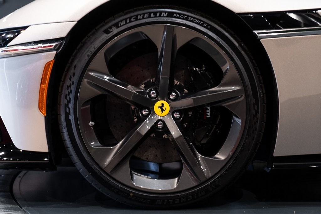 2025 FERRARI 12CILINDRI - Image 18