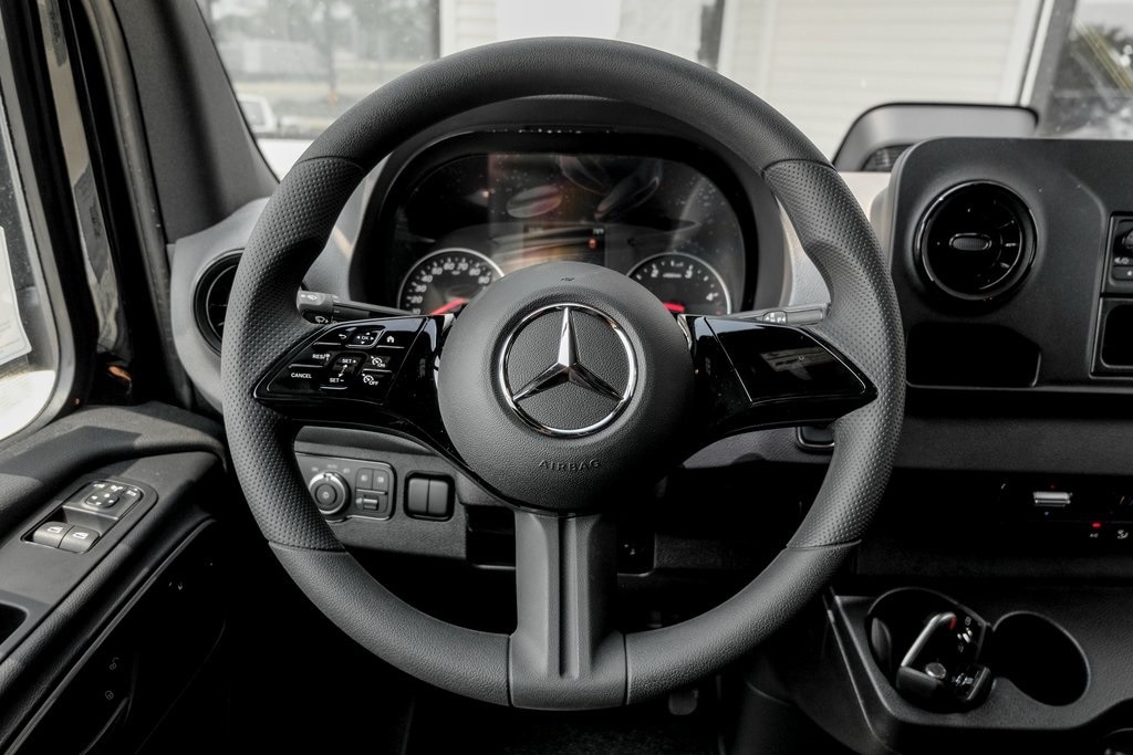 2025 MERCEDES-BENZ SPRINTER - Image 15