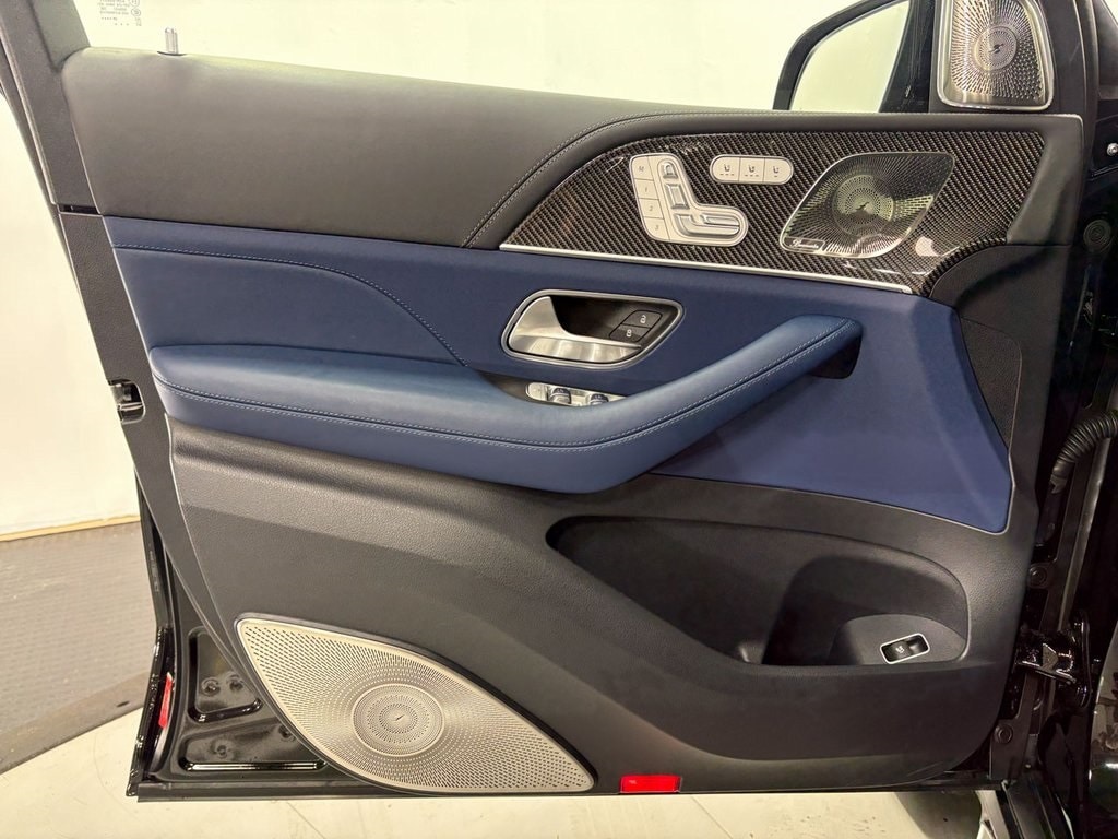 2025 MERCEDES-BENZ GLS-CLASS - Image 6