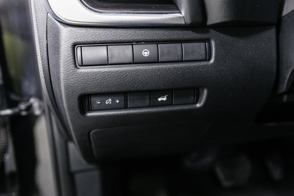 2021 NISSAN ROGUE - Image 9