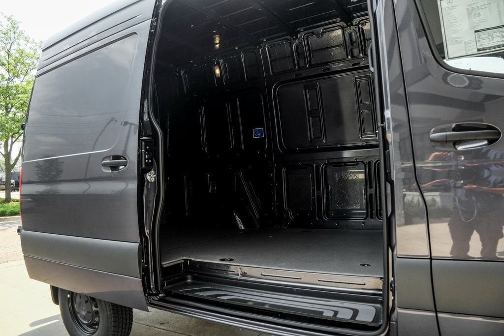 2025 MERCEDES-BENZ SPRINTER - Image 10