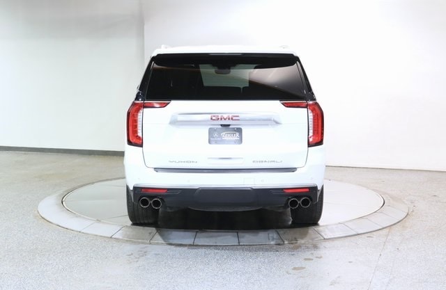 2023 GMC YUKON - Image 10