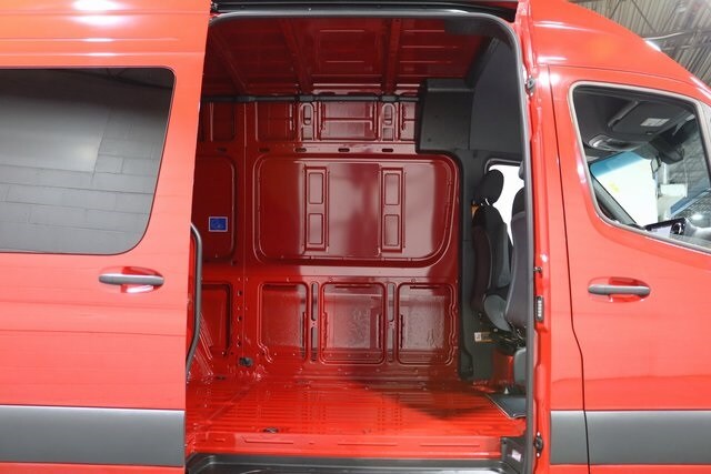 2025 MERCEDES-BENZ SPRINTER - Image 13