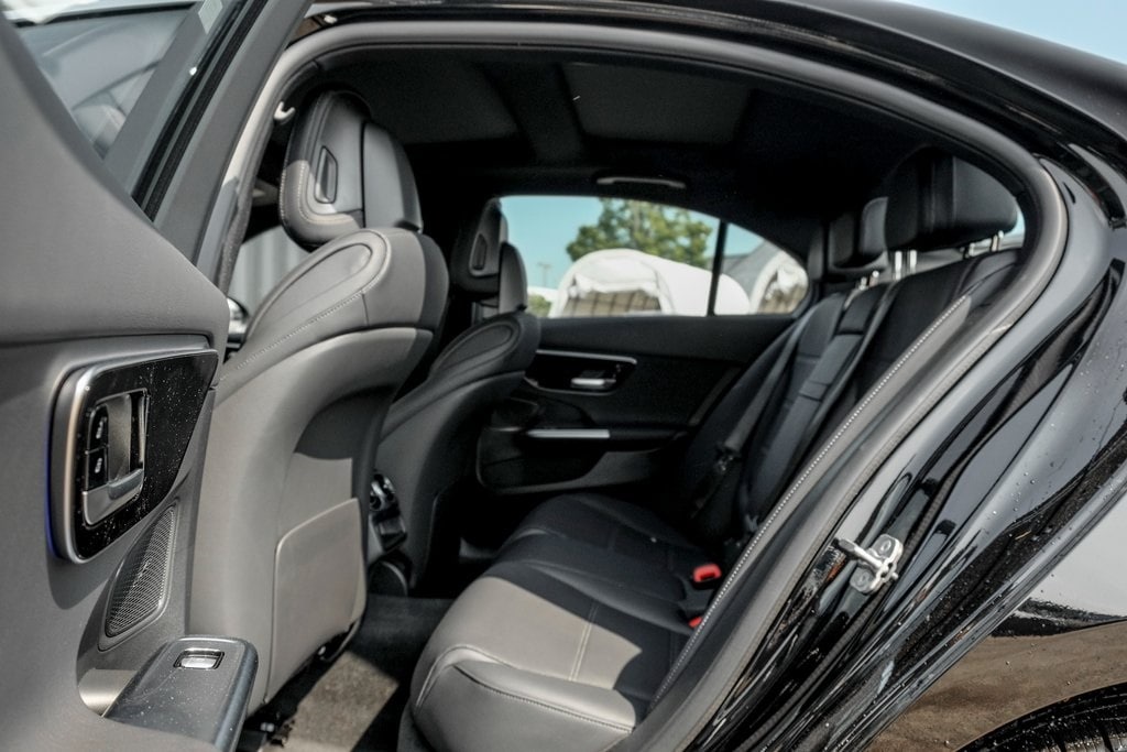 2025 MERCEDES-BENZ C-CLASS - Image 15