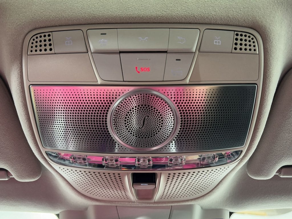 2019 MERCEDES-BENZ AMG GT - Image 24