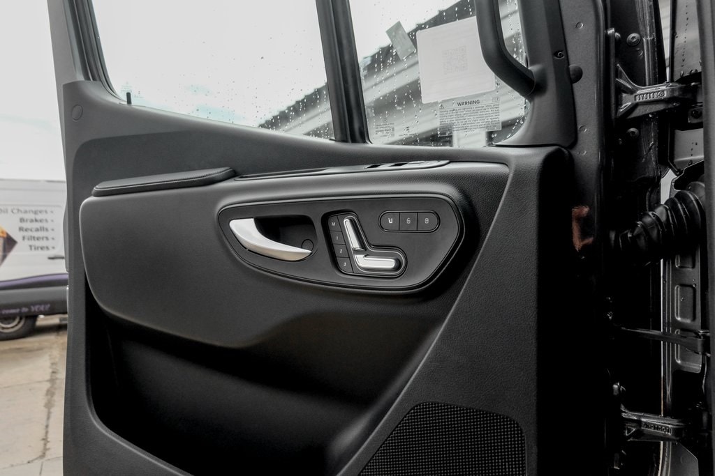 2025 MERCEDES-BENZ SPRINTER - Image 13