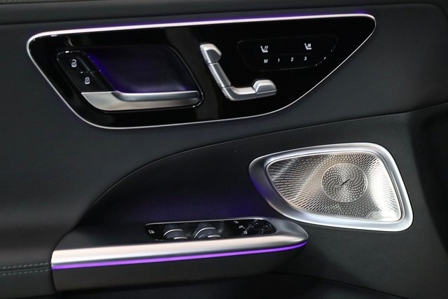 2025 MERCEDES-BENZ C-CLASS - Image 3