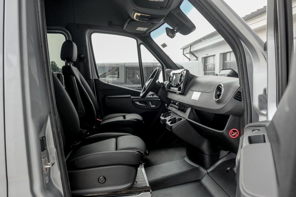 2025 MERCEDES-BENZ SPRINTER - Image 22