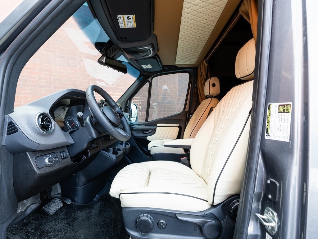 2025 MERCEDES-BENZ SPRINTER - Image 6