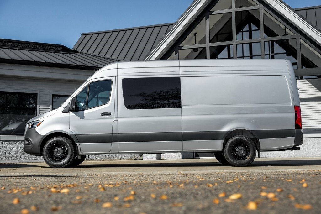 New 2025 Mercedes-Benz Sprinter 2500 High Roof 4-Cyl Diesel HO Van Cargo Van