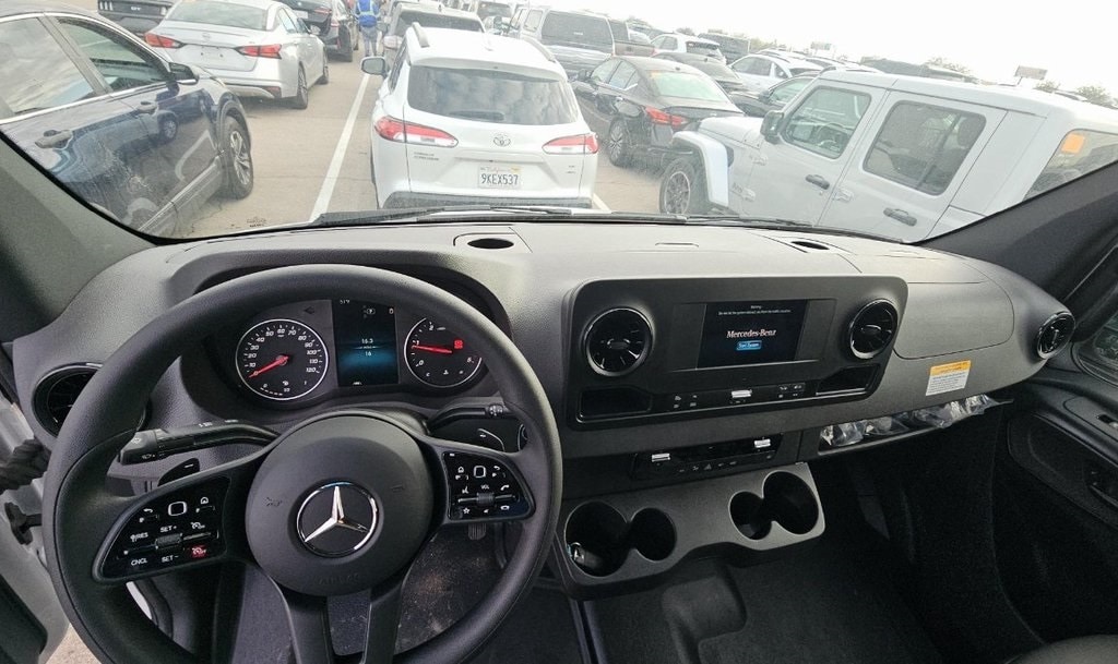 2024 MERCEDES-BENZ SPRINTER - Image 11