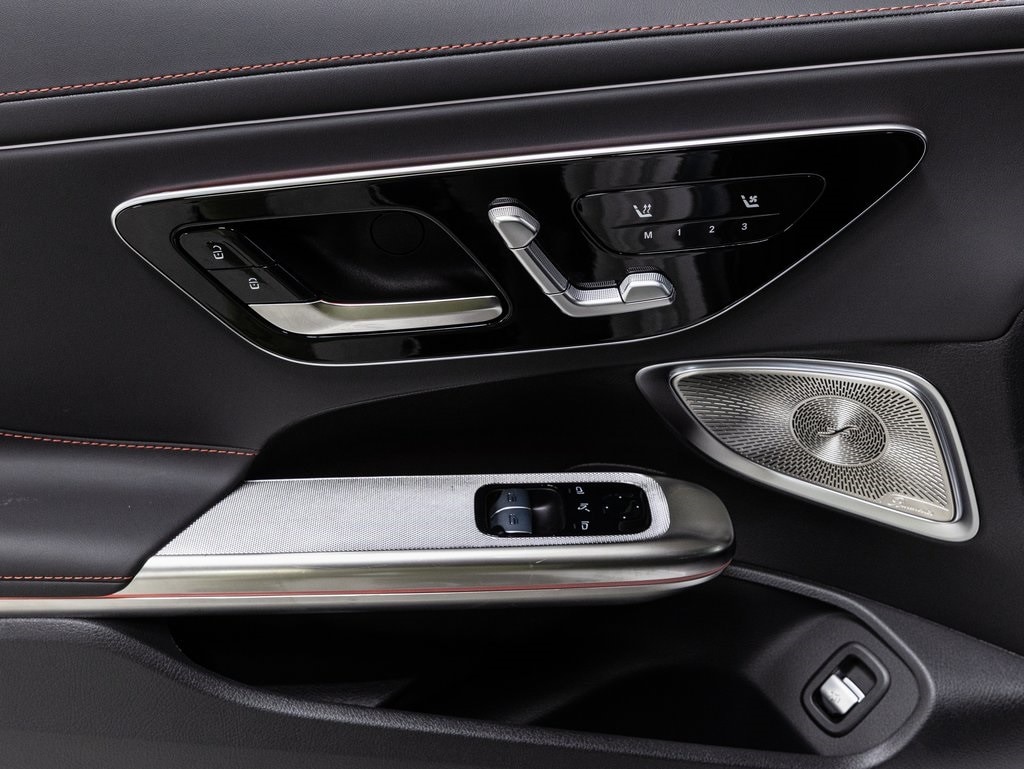 2025 MERCEDES-BENZ CLE - Image 6