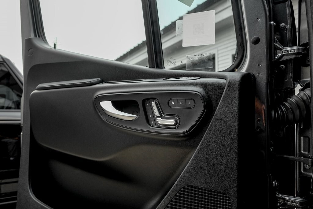 2025 MERCEDES-BENZ SPRINTER - Image 13