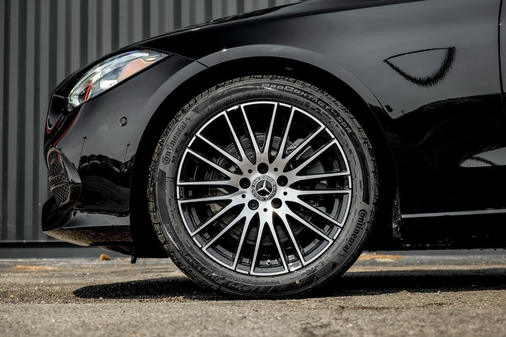 2025 MERCEDES-BENZ C-CLASS - Image 4