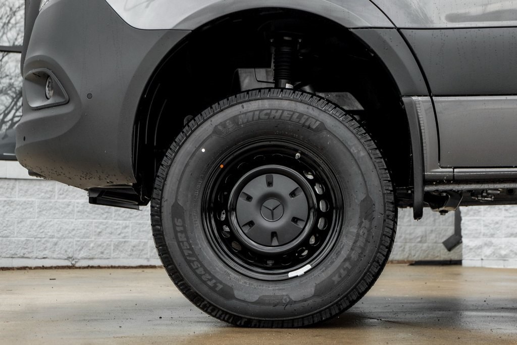 2025 MERCEDES-BENZ SPRINTER - Image 4