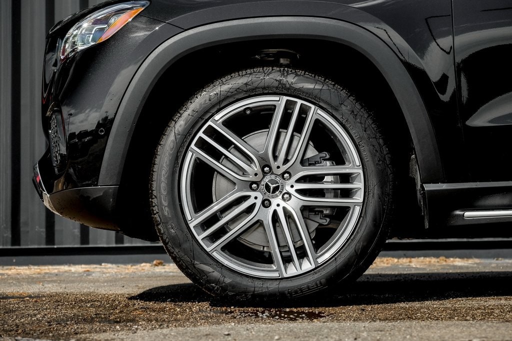 2026 MERCEDES-BENZ GLS-CLASS - Image 4