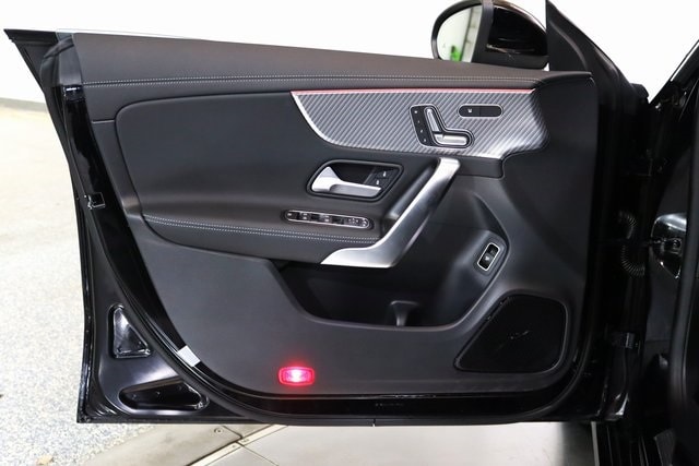 2025 MERCEDES-BENZ CLA-CLASS - Image 17