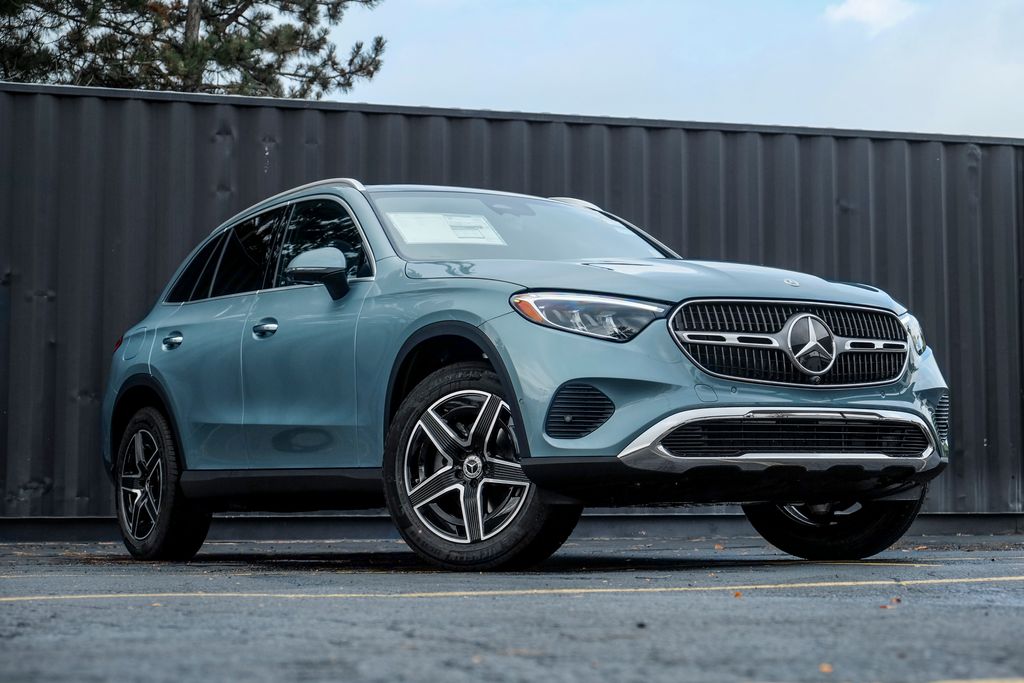 2027 Mercedes-Benz GLC Base