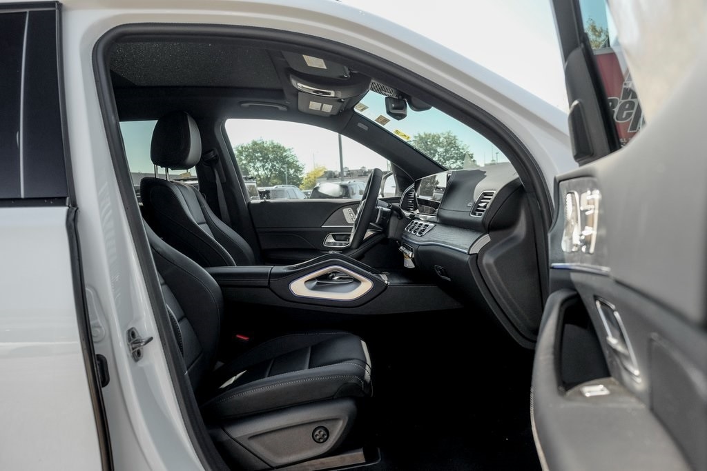 2026 MERCEDES-BENZ GLS-CLASS - Image 24