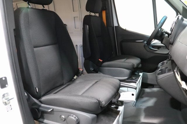 2025 MERCEDES-BENZ SPRINTER - Image 16