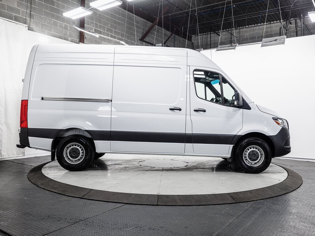 2025 MERCEDES-BENZ SPRINTER - Image 23