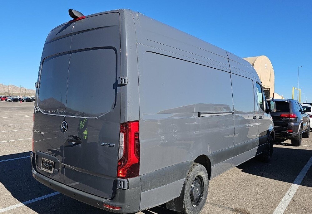 2024 MERCEDES-BENZ SPRINTER - Image 4