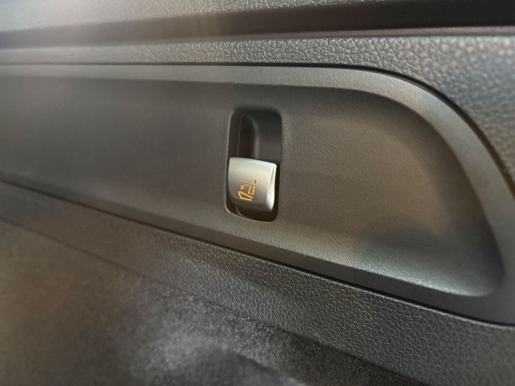 2022 MERCEDES-BENZ GLC-CLASS - Image 30