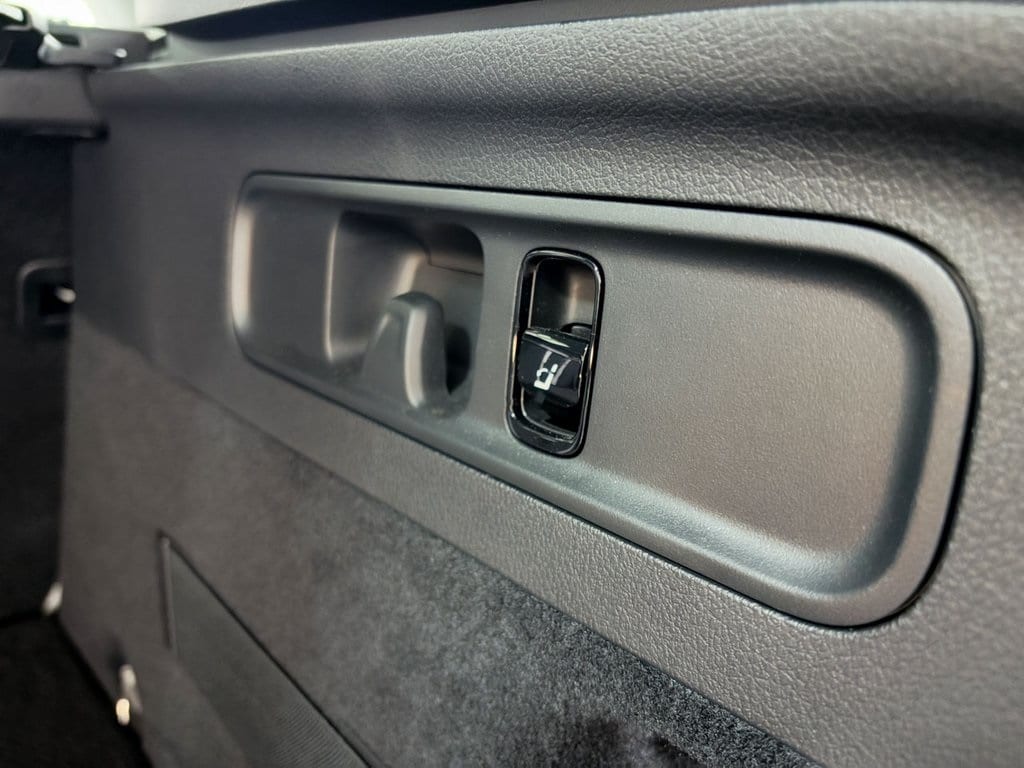 2025 MERCEDES-BENZ GLC-CLASS - Image 34