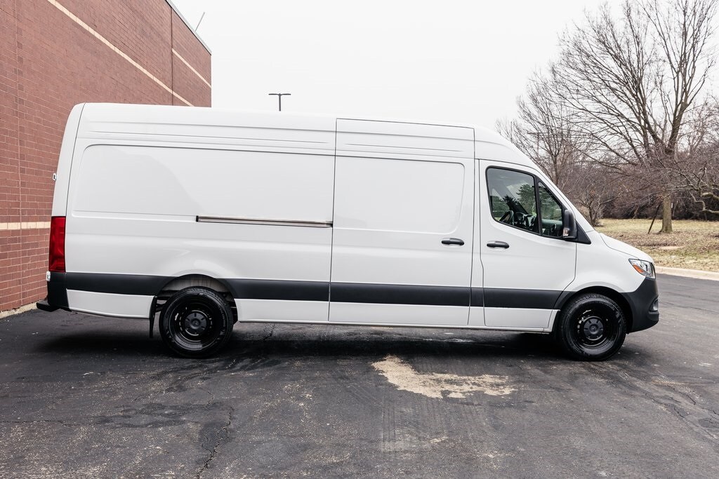 2025 MERCEDES-BENZ SPRINTER - Image 27