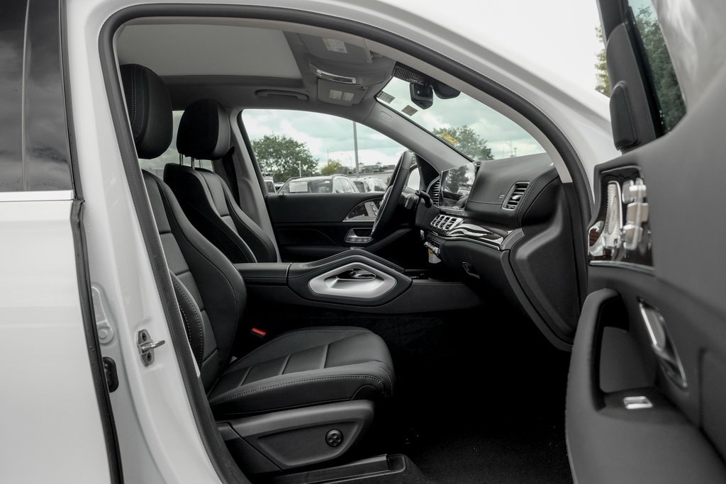 2026 MERCEDES-BENZ GLS-CLASS - Image 24