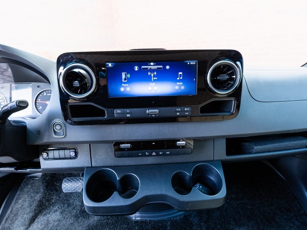 2025 MERCEDES-BENZ SPRINTER - Image 13
