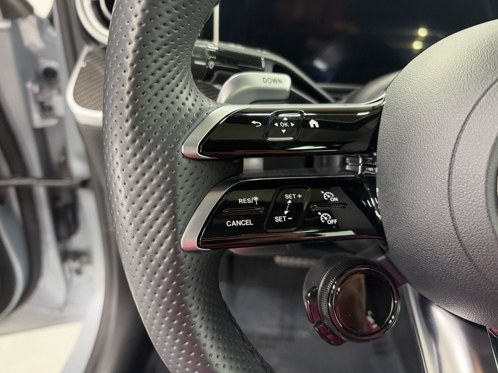 2023 MERCEDES-BENZ C-CLASS - Image 12