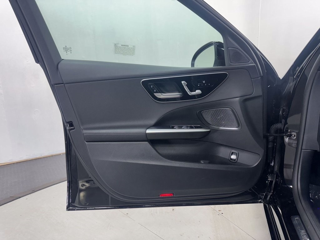 2025 MERCEDES-BENZ C-CLASS - Image 5