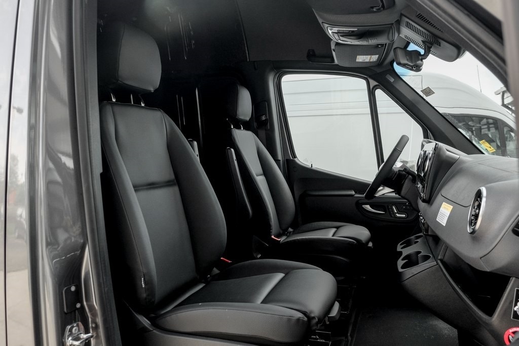 2025 MERCEDES-BENZ SPRINTER - Image 23