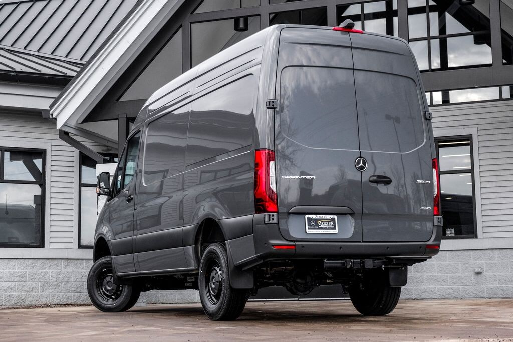 New 2026 Mercedes-Benz Sprinter 2500 Standard Roof 4-Cyl Diesel HO Van Cargo Van
