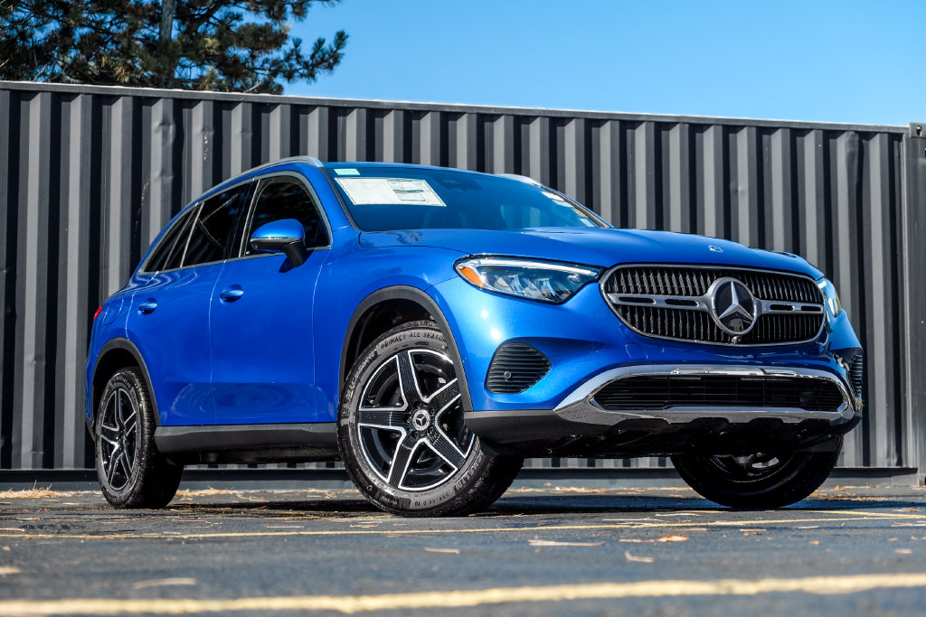 2027 Mercedes-Benz GLC Base
