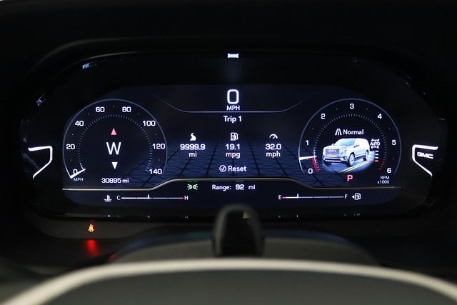 2023 GMC YUKON - Image 23