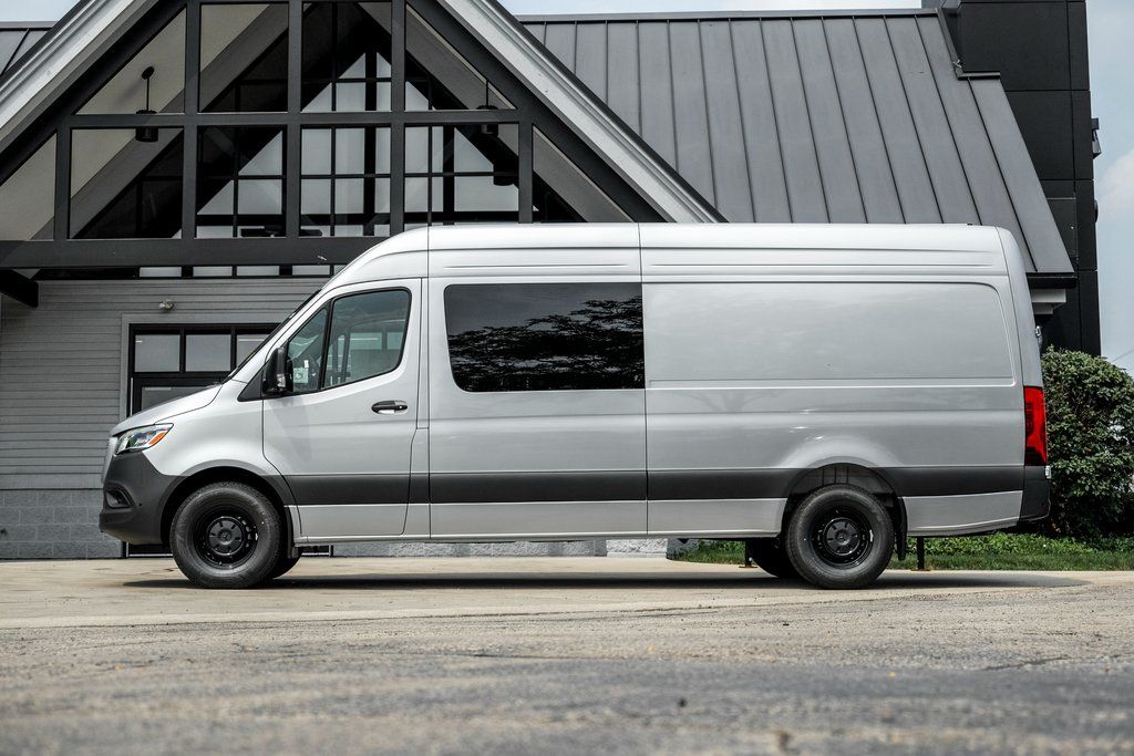 2025 MERCEDES-BENZ SPRINTER - Image 3