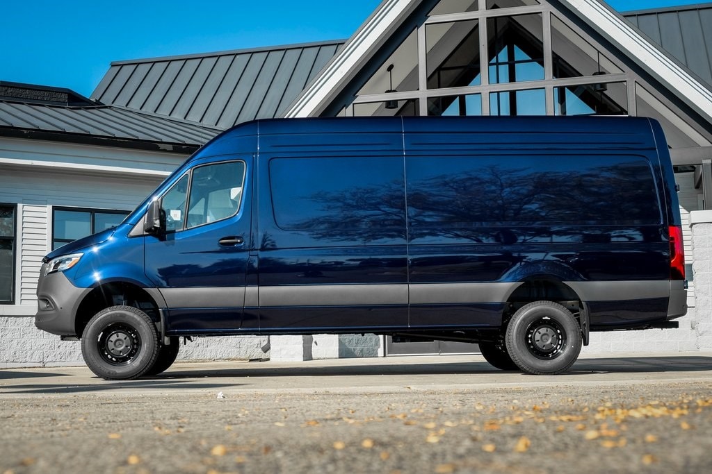 New 2025 Mercedes-Benz Sprinter 2500 High Roof 4-Cyl Diesel HO Van Cargo Van