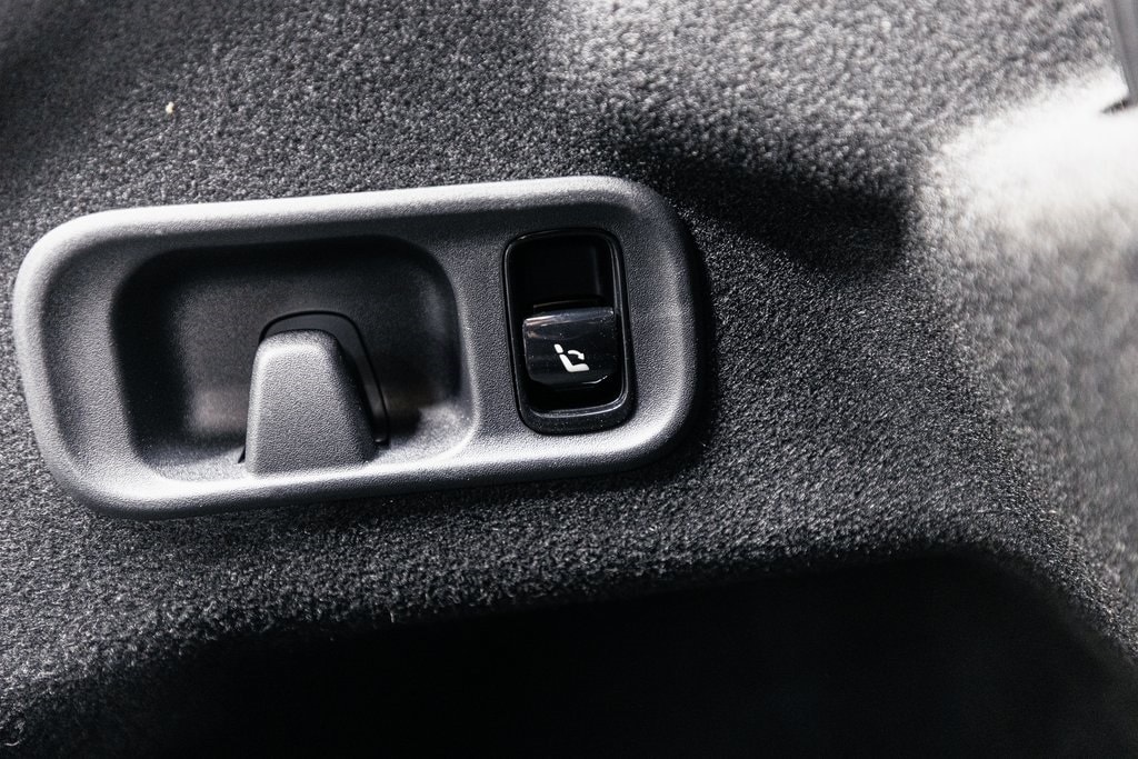 2022 MERCEDES-BENZ C-CLASS - Image 32