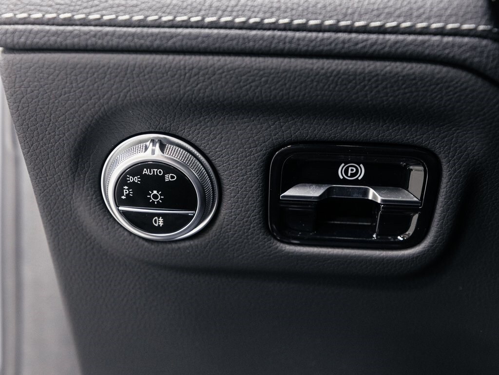 2023 MERCEDES-BENZ EQS-CLASS SUV - Image 10