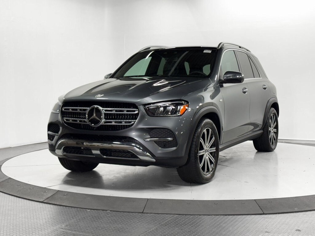 2025 Mercedes Benz GLE 450e 4MATIC photo 2