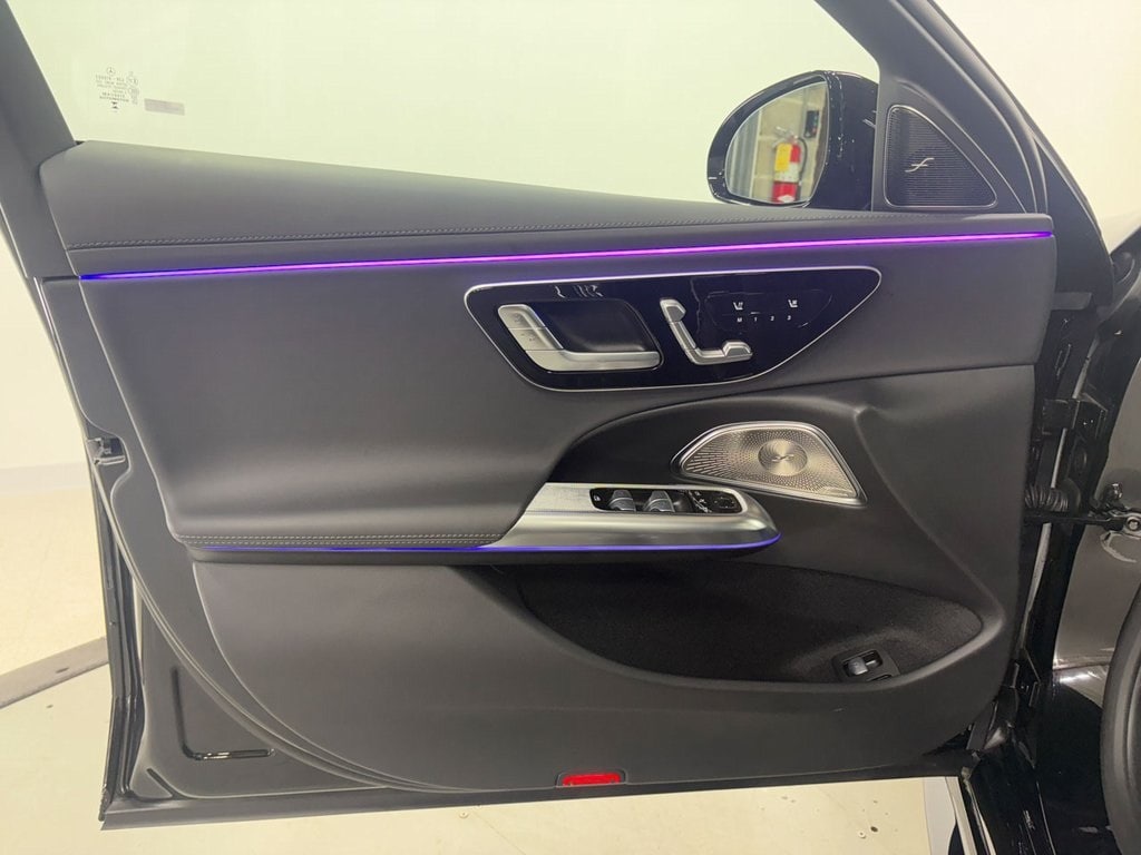 2025 MERCEDES-BENZ E-CLASS - Image 6