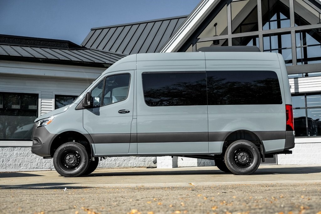 New 2025 Mercedes-Benz Sprinter 2500 Standard Roof 4-Cyl Diesel HO Van Passenger Van