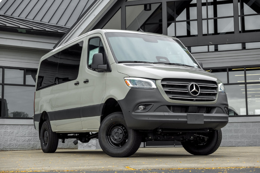 New 2026 Mercedes-Benz Sprinter 2500 Standard Roof 4-Cyl Diesel HO Van Passenger Van