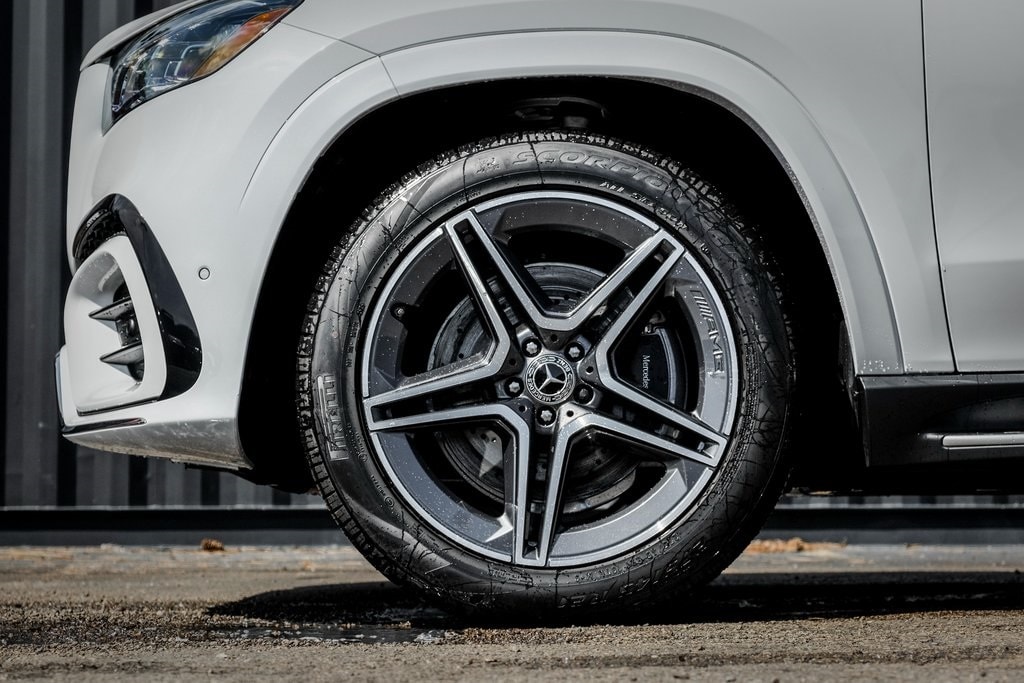 2026 MERCEDES-BENZ GLS-CLASS - Image 4