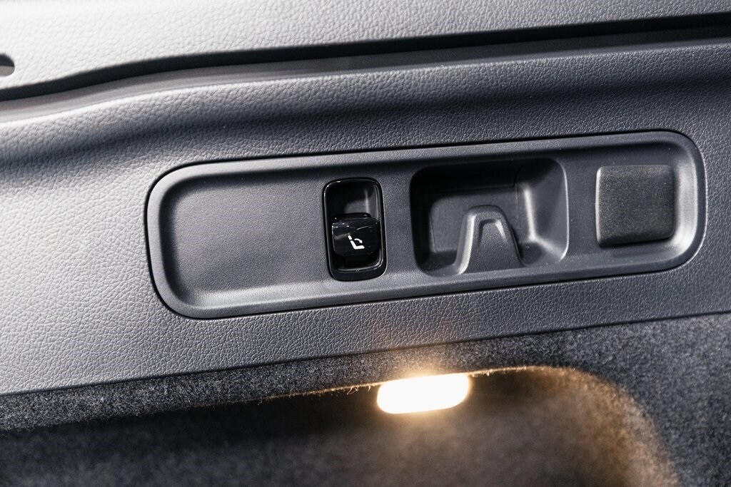 2026 MERCEDES-BENZ GLC-CLASS - Image 28