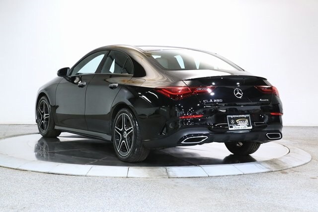 2025 Mercedes Benz CLA 250 4MATIC photo 2