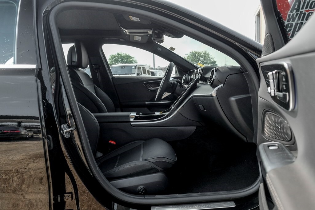 2025 MERCEDES-BENZ C-CLASS - Image 19